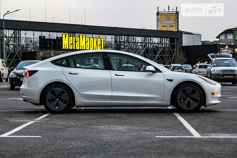 Седан Tesla Model 3 2021 в Киеве фото 9 Седан Tesla Model 3 2021 в Киеве