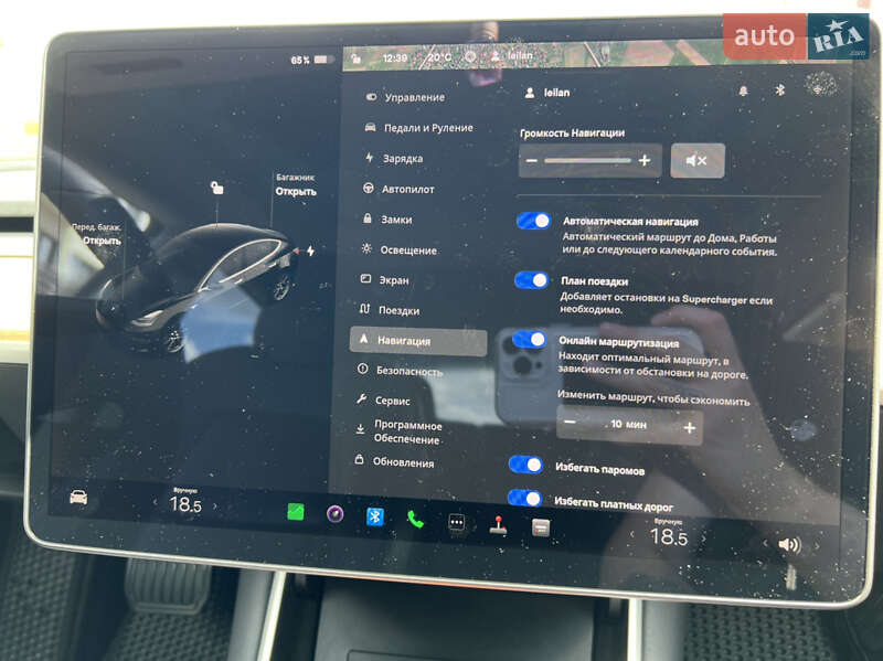 Седан Tesla Model 3 2019 в Ровно