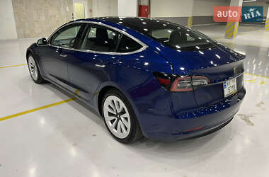 Седан Tesla Model 3 2018 в Киеве