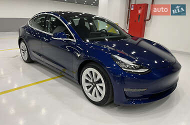 Седан Tesla Model 3 2018 в Киеве