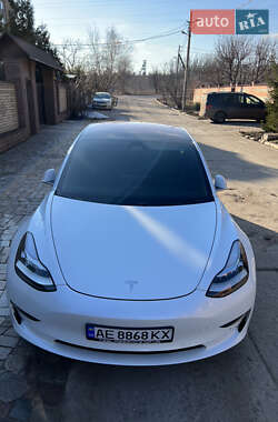 Седан Tesla Model 3 2018 в Кривому Розі