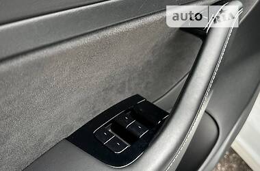 Седан Tesla Model 3 2020 в 