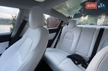 Седан Tesla Model 3 2018 в 
