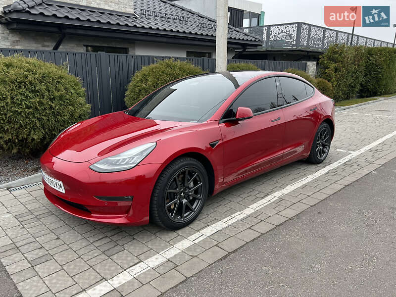 Tesla Model 3 2019