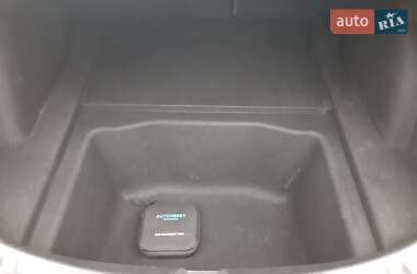 Седан Tesla Model 3 2019 в Запоріжжі