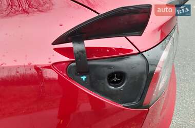 Седан Tesla Model 3 2019 в Запоріжжі