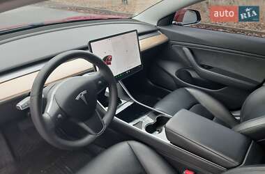 Седан Tesla Model 3 2019 в Запоріжжі
