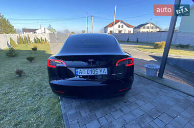 Седан Tesla Model 3 2019 в Долине