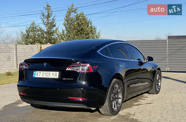 Седан Tesla Model 3 2019 в Долине