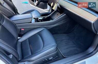 Седан Tesla Model 3 2018 в Одессе