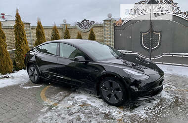 Седан Tesla Model 3 2021 в Тернополі