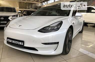 Седан Tesla Model 3 2020 в Одесі