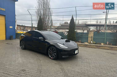 Седан Tesla Model 3 2019 в Кривом Роге