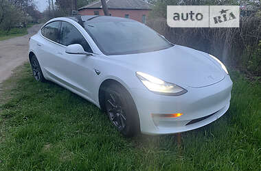 Седан Tesla Model 3 2020 в Харкові