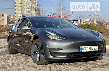 Седан Tesla Model 3 2019 в Харкові