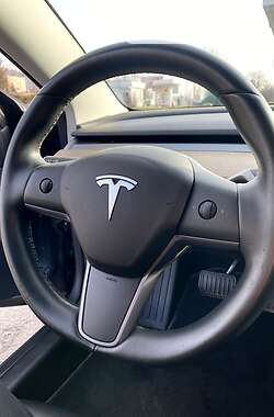 Седан Tesla Model 3 2019 в Харкові
