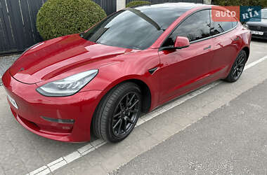 Седан Tesla Model 3 2019 в Львові