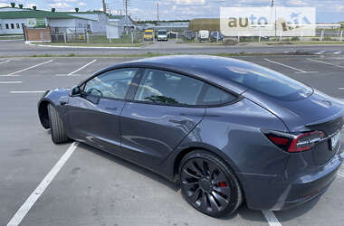 Седан Tesla Model 3 2021 в Умани