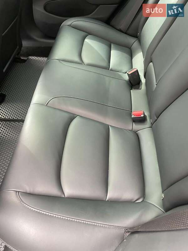 Седан Tesla Model 3 2020 в Львове фото 20 Седан Tesla Model 3 2020 в Львове