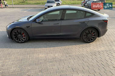 Седан Tesla Model 3 2021 в Львове