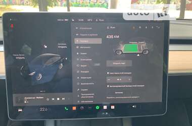 Седан Tesla Model 3 2021 в 