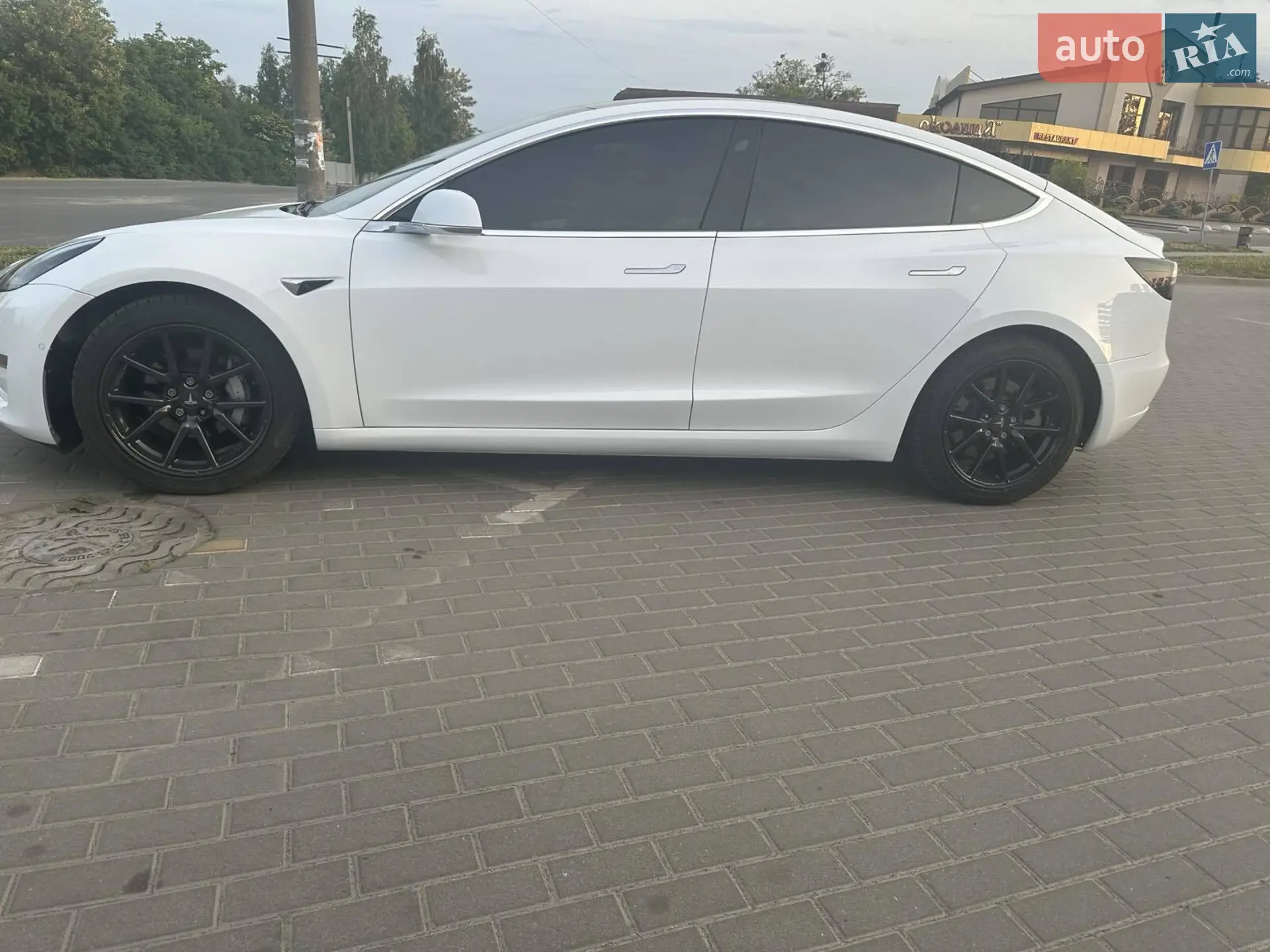 2020 Tesla Model 3 - мініатюра 3