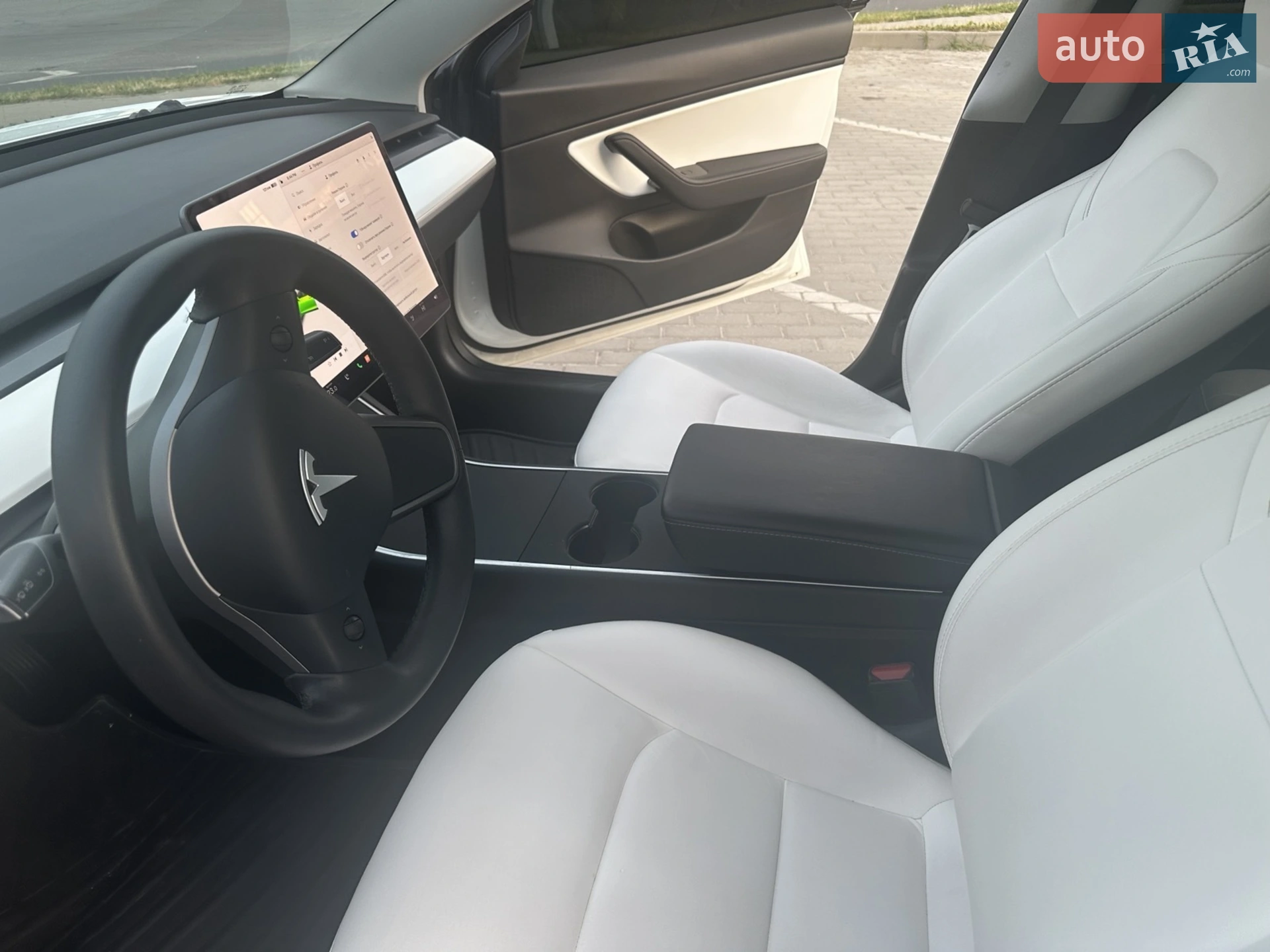 2020 Tesla Model 3 - мініатюра 6