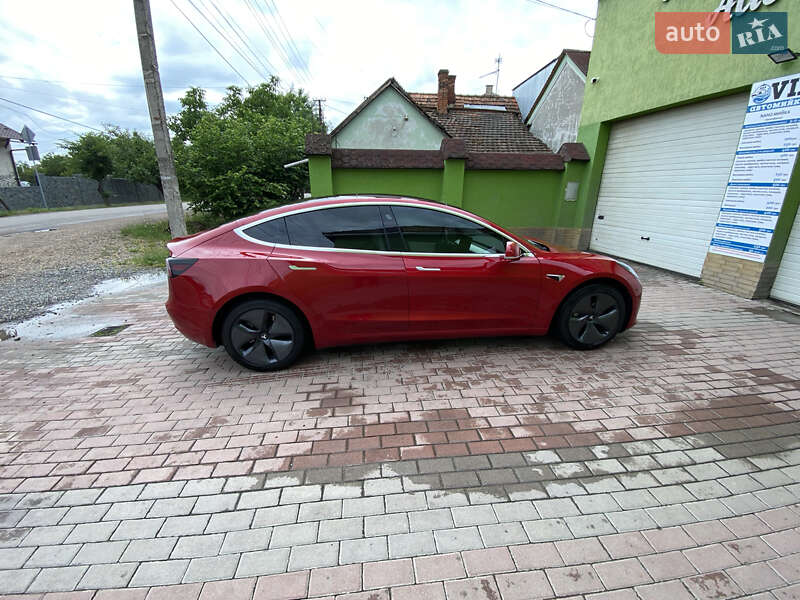 Седан Tesla Model 3 2020 в Мукачево фото 14 Седан Tesla Model 3 2020 в Мукачево