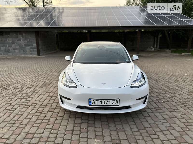 Седан Tesla Model 3 2021 в Калуше фото 4 Седан Tesla Model 3 2021 в Калуше