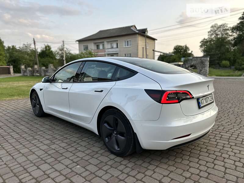 Седан Tesla Model 3 2021 в Калуше фото 15 Седан Tesla Model 3 2021 в Калуше