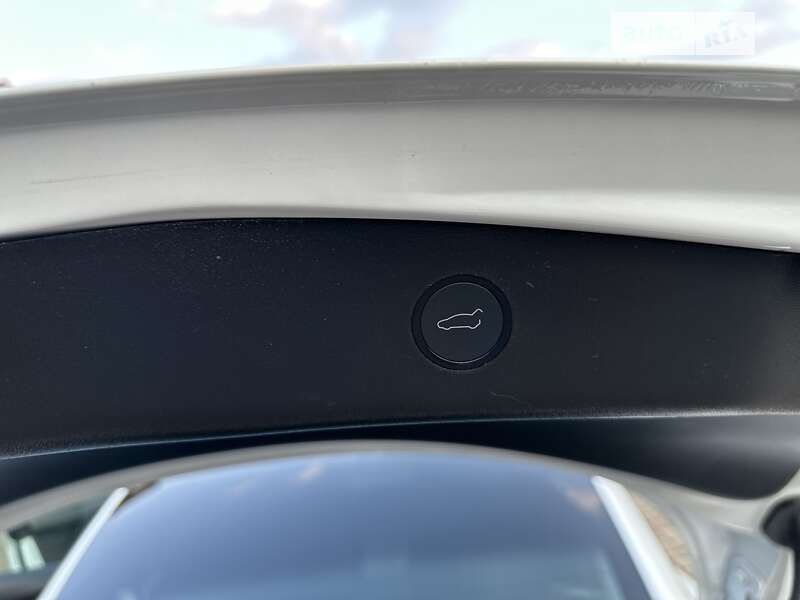 Седан Tesla Model 3 2021 в Калуше фото 23 Седан Tesla Model 3 2021 в Калуше