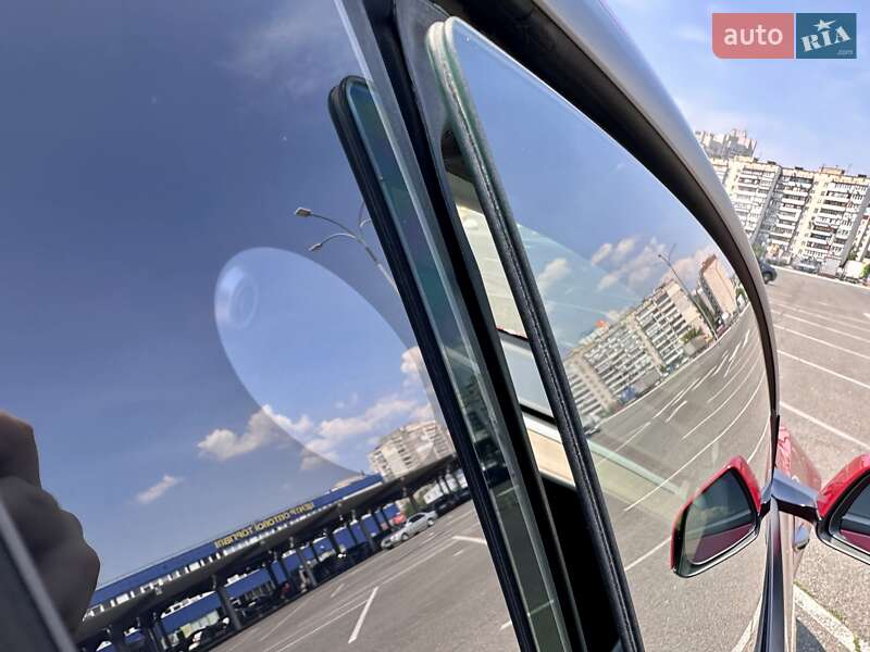 Седан Tesla Model 3 2021 в Киеве