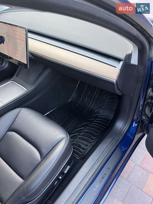 Седан Tesla Model 3 2020 в Хмельницькому