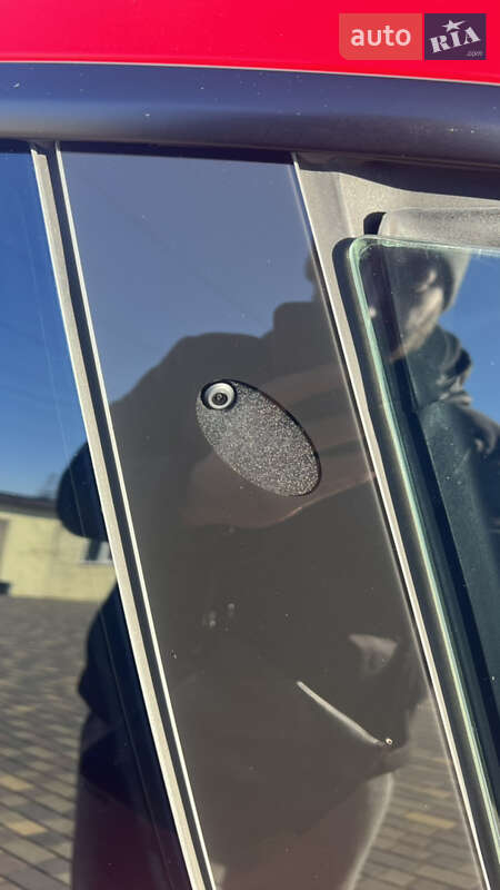 Седан Tesla Model 3 2022 в Днепре