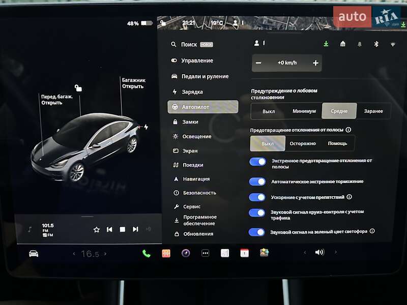 Седан Tesla Model 3 2018 в Києві