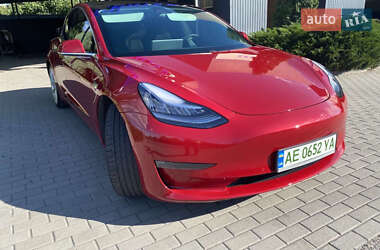 Седан Tesla Model 3 2020 в Павлограде