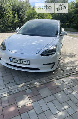 Седан Tesla Model 3 2022 в Ужгороде