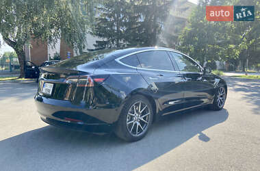 Седан Tesla Model 3 2019 в Києві