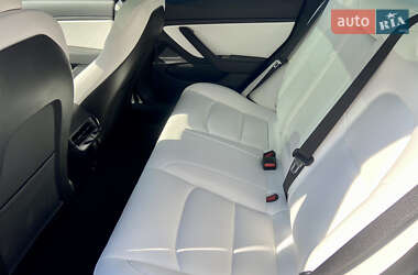 Седан Tesla Model 3 2019 в Києві