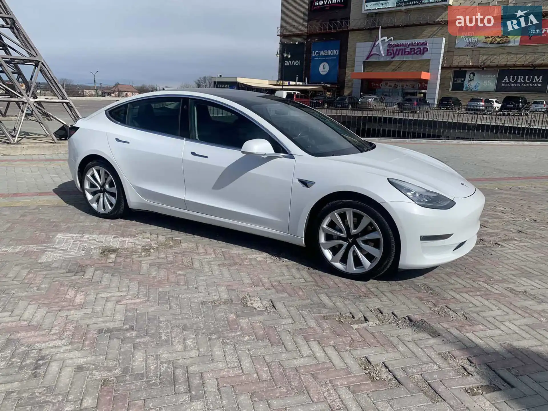 2019 Tesla Model 3 - мініатюра 5