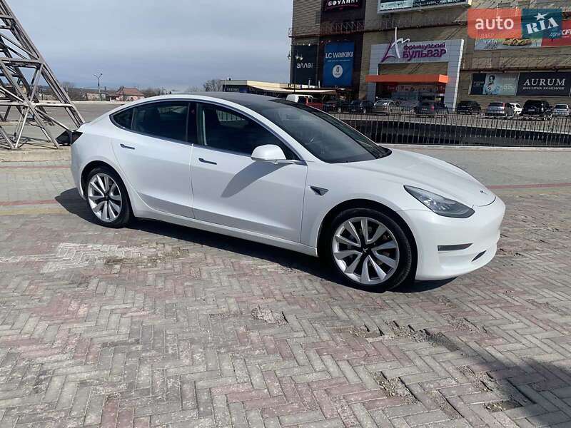 Седан Tesla Model 3 2019 в Харькове