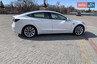 Седан Tesla Model 3 2019 в Харкові