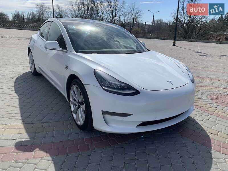 Седан Tesla Model 3 2019 в Харькове