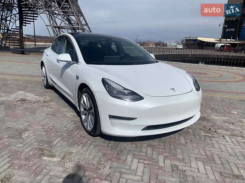 Седан Tesla Model 3 2019 в Харькове