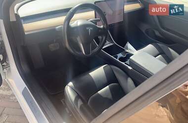 Седан Tesla Model 3 2019 в Харкові