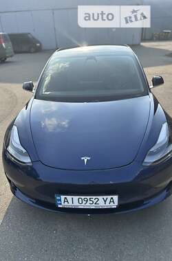 Седан Tesla Model 3 2019 в Киеве