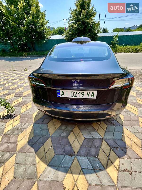 Седан Tesla Model 3 2018 в Білій Церкві