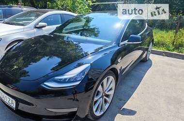 Седан Tesla Model 3 2018 в Житомире