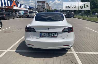 Седан Tesla Model 3 2022 в Старокостянтинові