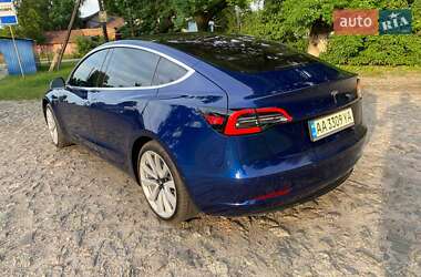 Седан Tesla Model 3 2018 в 